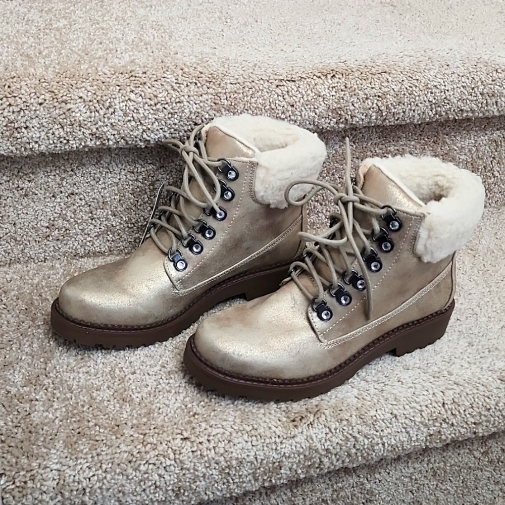 Women Boots